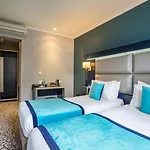 Montmartre Hotel 3*