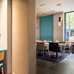 Hotel Montmartre Parigi