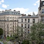Montmartre Hotel