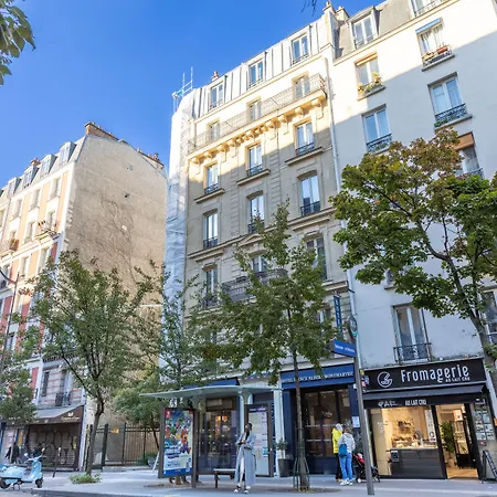 Montmartre Hotel