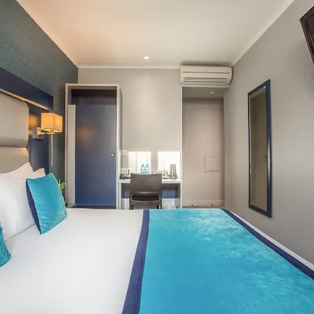 Montmartre Hotel