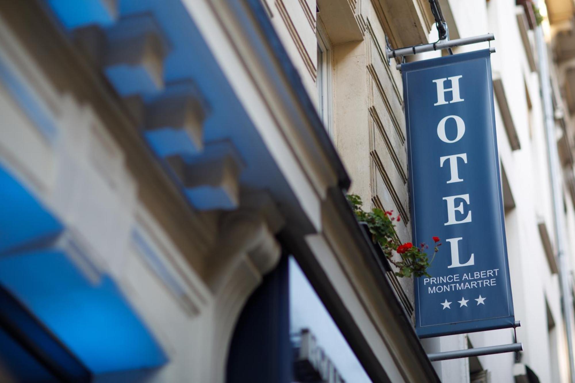 Montmartre Hotel Paris